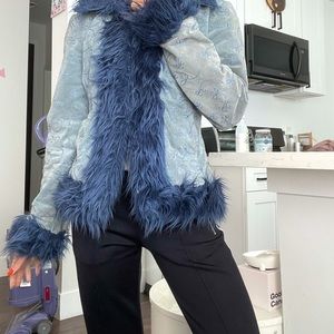 Wilson’s Maxima fuzzy Blue faux fur jacket. RARE.